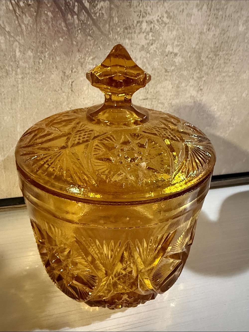 vintage amber glassware includes a creamer, bowl with a lid, and a serving dish - Picture 3 of 7
